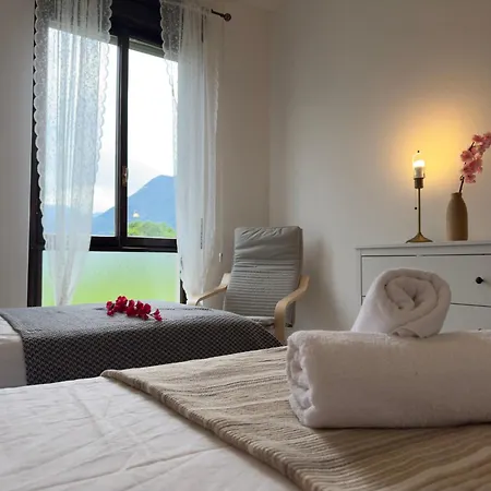 Apartamento Tavernola - A Due Passi Dal Traghetto