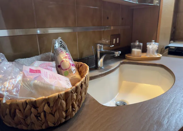 Tavernola - A Due Passi Dal Traghetto * Como