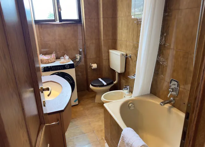 Tavernola - A Due Passi Dal Traghetto Apartamento Como